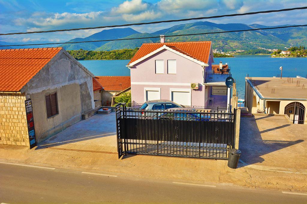 Apartments Bella di Boka Tivat Bagian luar foto
