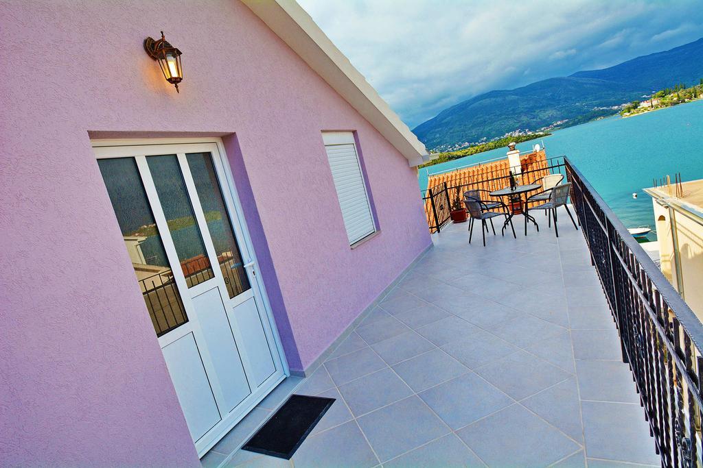 Apartments Bella di Boka Tivat Ruang foto