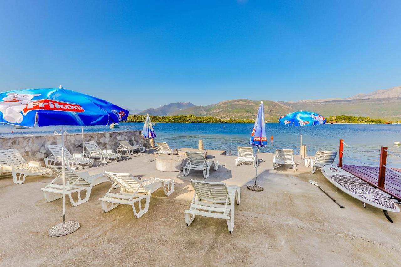 Apartments Bella di Boka Tivat Bagian luar foto