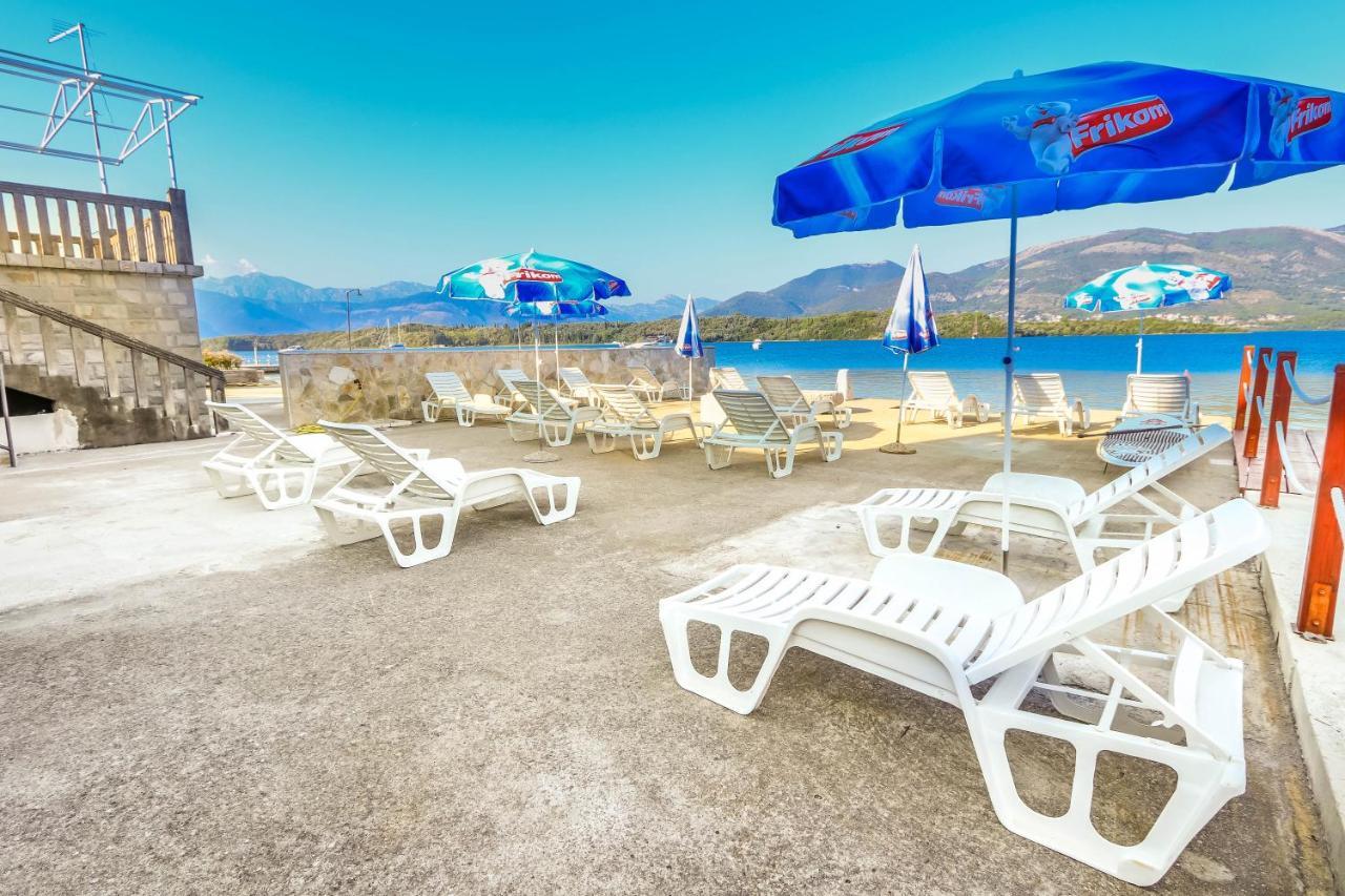 Apartments Bella di Boka Tivat Bagian luar foto
