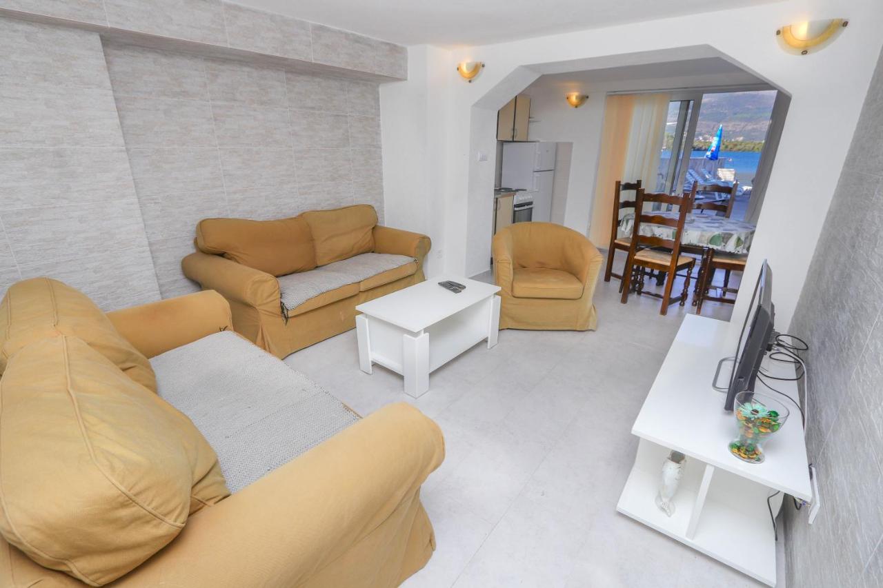 Apartments Bella di Boka Tivat Bagian luar foto