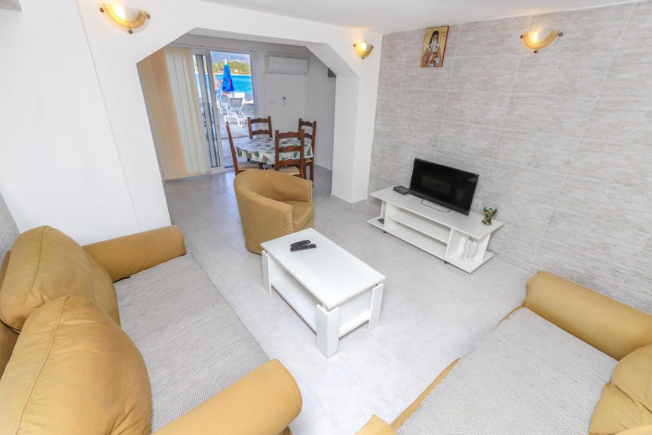 Apartments Bella di Boka Tivat Bagian luar foto